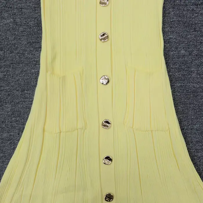 Robe tricotée d'hiver pour femmes