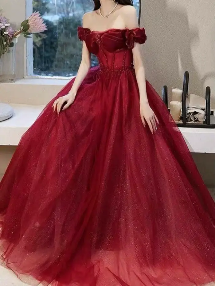 Robe de mariée rouge brillante en tulle