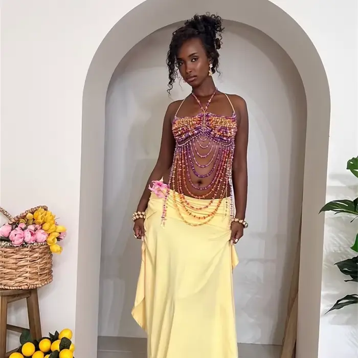 Robe de vacances 2025 nouvelles femmes Sexy à la main Multi perle chaîne de corps mode Bikini soutien-gorge licou romantique haut court maillots de bain bijoux