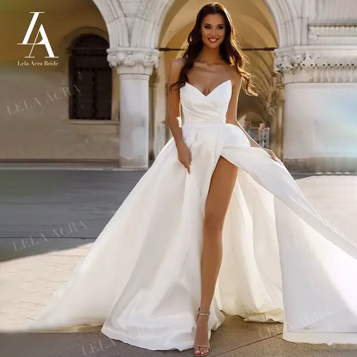 LelaAcra chérie robe de mariée 2026 élégant sans manches fendu a-ligne princesse robe de mariée OM42