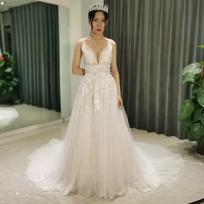 Robe de mariée bohème personnalisée, robe de mariée sexy, robe de mariée en tulle, dentelle élégante