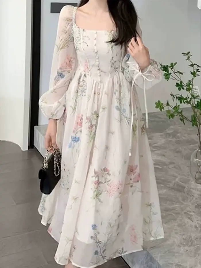 Robe midi en mousseline florale à col carré et manches longues pour femme