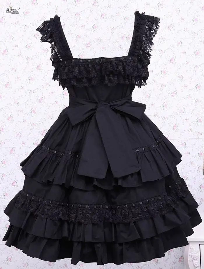 Robe trapèze classique mi-longue noire en élasthanne avec dentelle et ruban pour femmes, idéale pour les occasions spéciales et les événements de gala