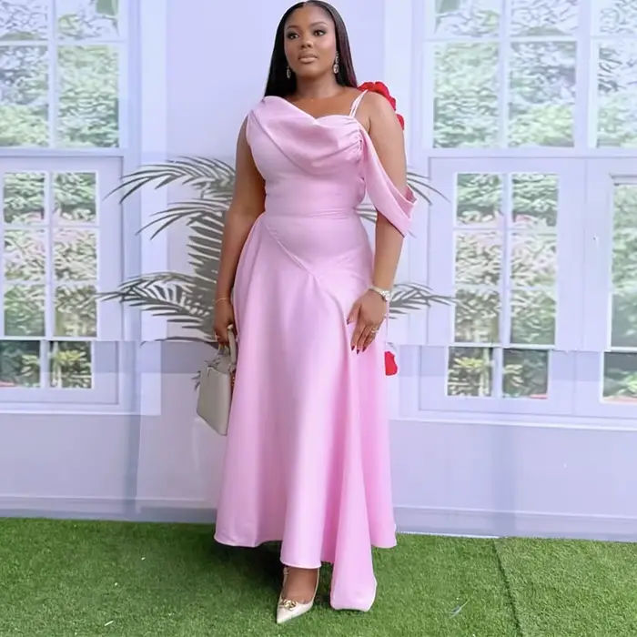Robe rose sexy pour femmes col diagonale asymétrique épaule dénudée sans manches ligne A taille haute été soirée club festival mariage