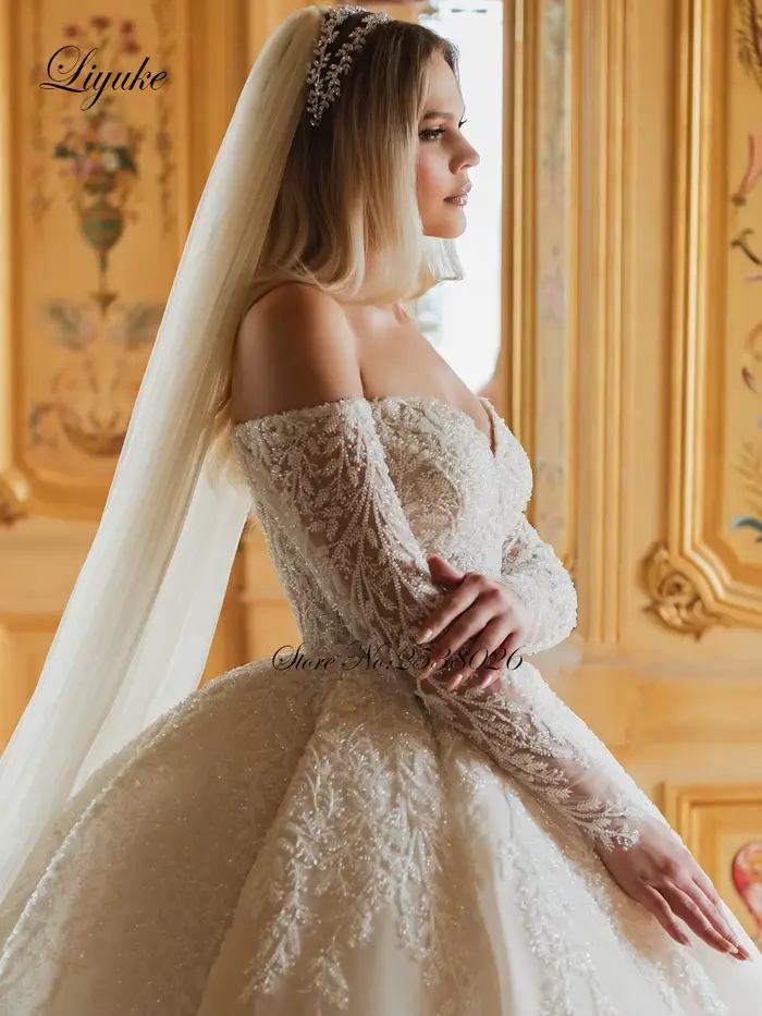 Robe de mariée princesse en perles