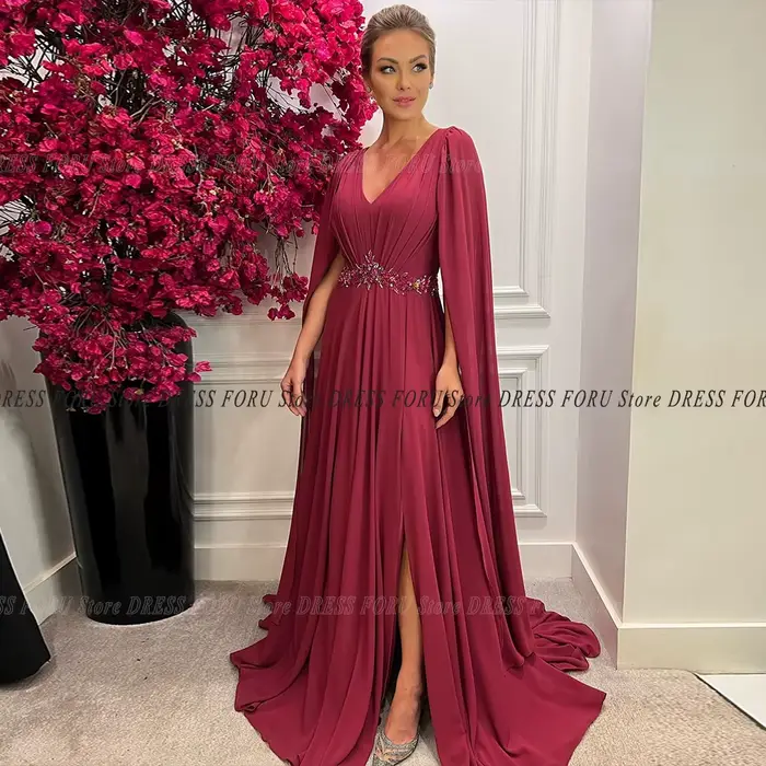 Robe mère de la mariée bordeaux avec longue cape