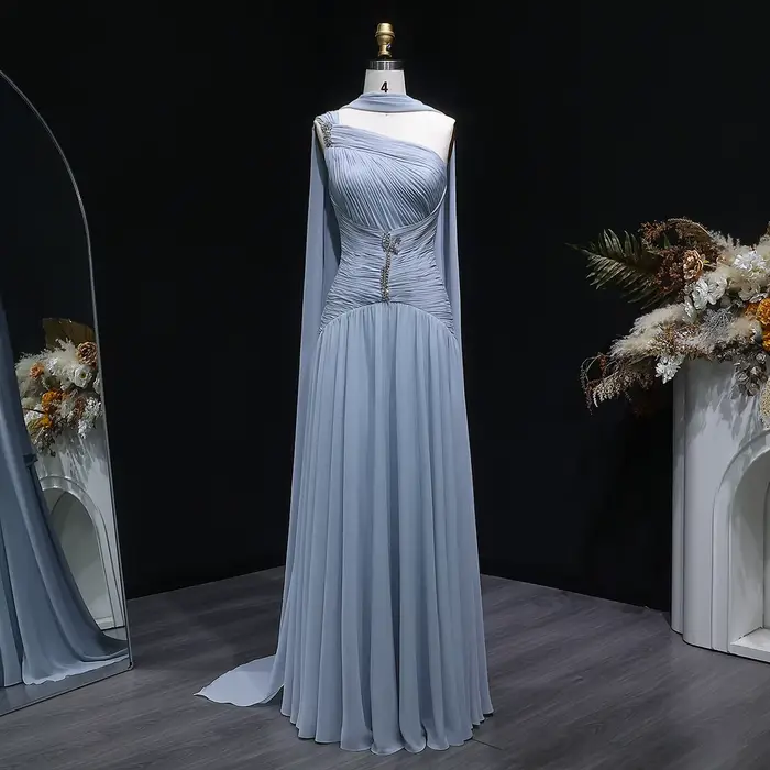 Robe de soirée trapèze en mousseline gris-bleu Sharon Said Dubai
