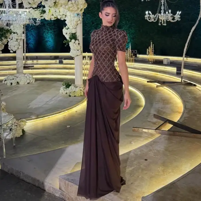 Robes de bal personnalisées à manches courtes et col montant pour femmes, en mousseline de soie, cou