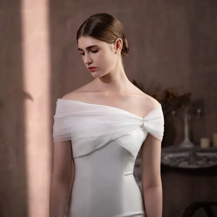 SLBRIDAL Élégant Châle de Mariée Blanc Simple à Fleurs, Cape de Mariage, Voiles et Accessoires de Ma