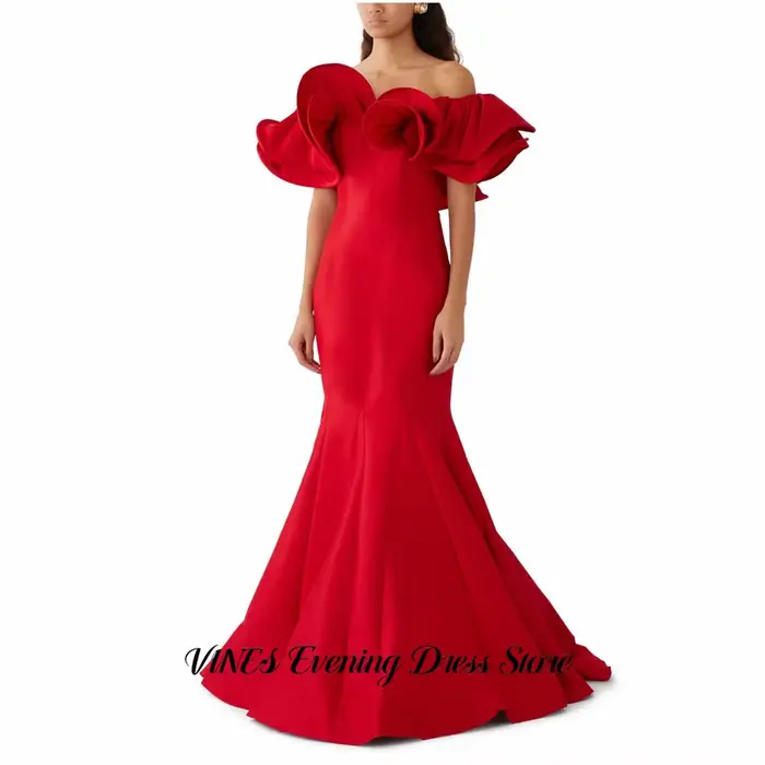 VINES Robes de bal rouges