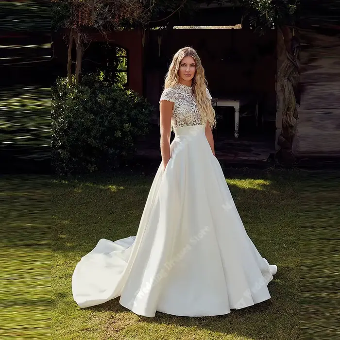 Charmante robe de mariée trapèze à col haut, sans manches, avec des Appliques en dentelle, robes de 