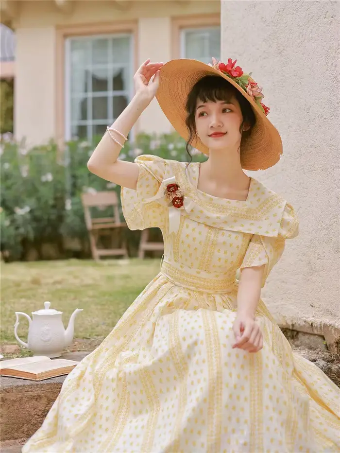 Robe de princesse rétro en coton et lin avec manches bouffantes et décoration florale pour femmes, idéale pour les fêtes, soirées et anniversaires