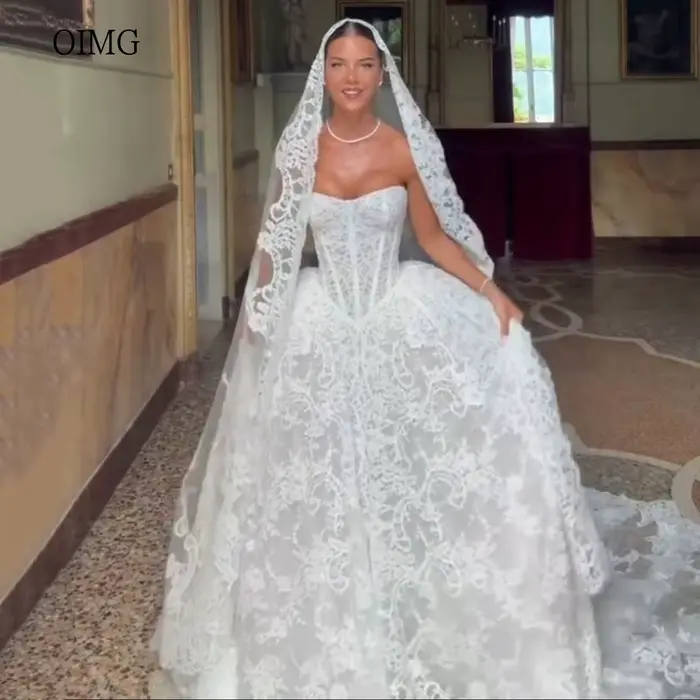 OIMG dentelle bretelles une ligne robe de mariée dos nu robes de mariée longueur de plancher robes d
