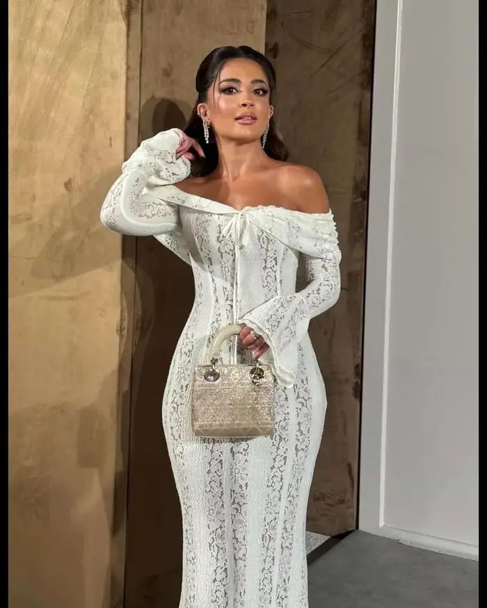 Suninheart blanc Maxi robe d'invité de mariage femmes 2025 élégant hors de l'épaule robes de soirée rouge dentelle