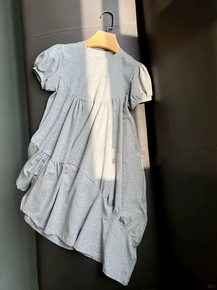 Robes grises à ourlet irrégulier pour femmes, style streetwear simple d'été, robe ample à col rond e