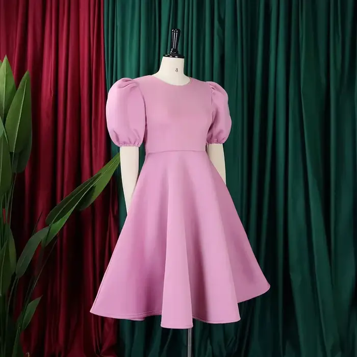 Robe élégante pour femmes col rond manches courtes taille haute plissée mi-mollet style sexy et club polyester fibre naturelle occasions spéciales anniversaires événements de charité