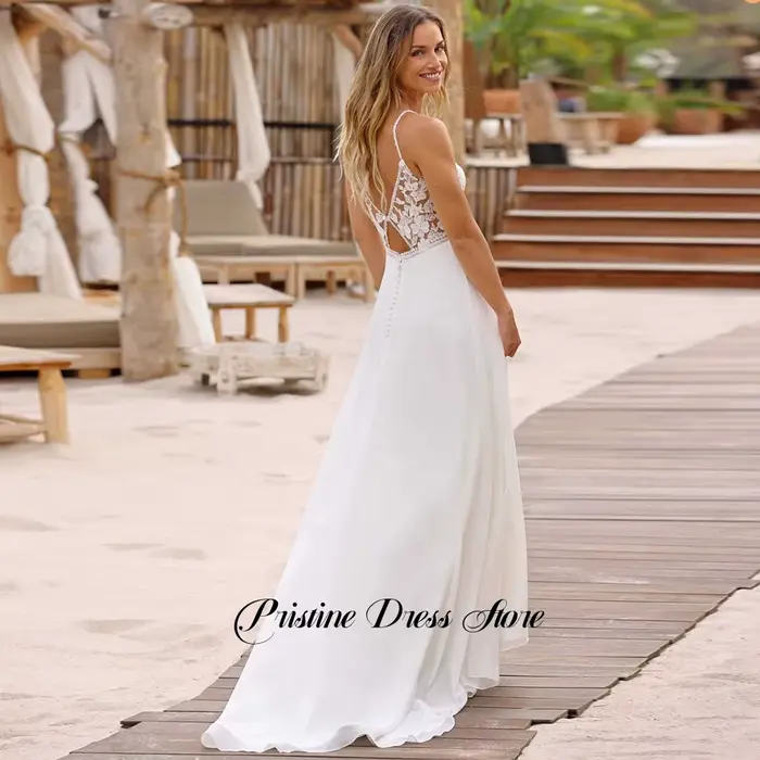 Robe de mariée de plage classique en mousseline de soie, avec des Appliques personnalisées en dentelle, col en v, bretelles Spaghetti, sans manches