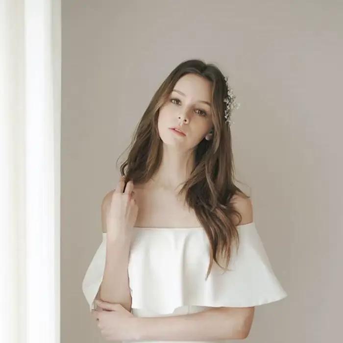 Robe de mariée blanche simple asymétrique épaule dénudée satin brillant pour banquet demoiselle d'honneur occasions spéciales