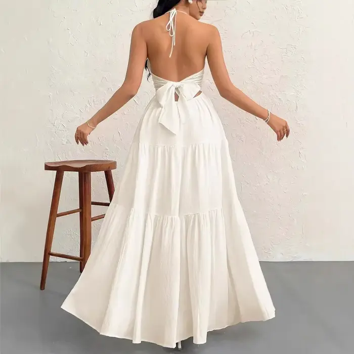Robe trapèze plissée blanche