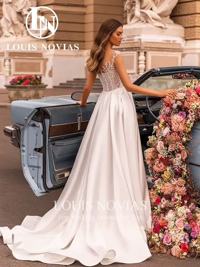 Robe de Mariée Louis Novias Bohème Col en V Profond Cristal Perles Soie Coton Polyester Occasions Spéciales