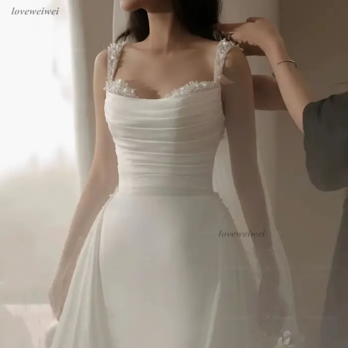 Robes de mariée sirène classiques personnalisées en cristal, robes de mariée de luxe avec traîne dét