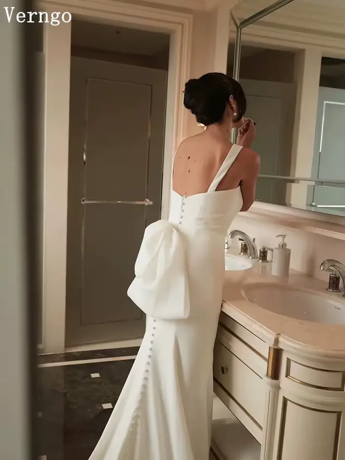 Robe de mariée de luxe Verngo avec nœud, bretelles spaghetti, coupe sirène, pour bal de promo ou cér