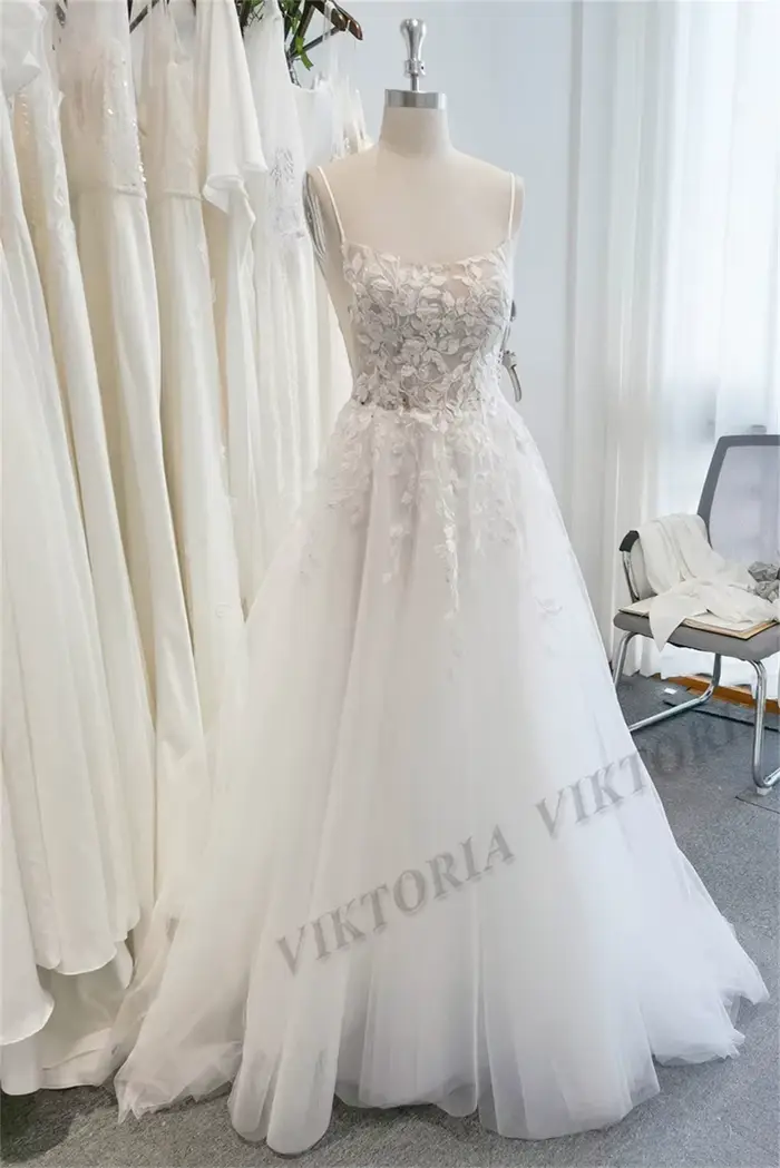 VIKTORIA élégant Scoop robes De mariée pour femme