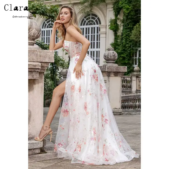 Robe de soirée trapèze Clara personnalisée en dentelle blanche