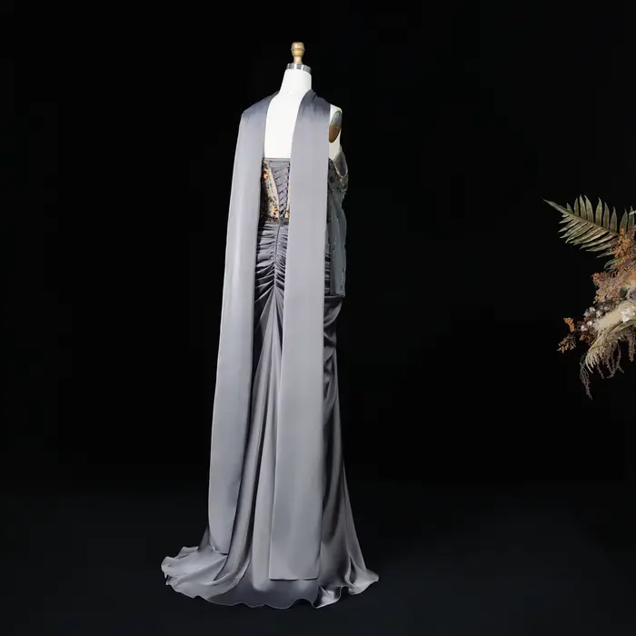 Sharon Said – robe de soirée blanche élégante