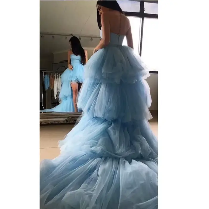 Robe de bal haute et basse