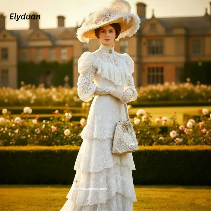 Robe de bal vintage style Edwardien en dentelle