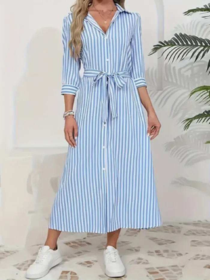 Robe chemise midi rayée verticale bleue et blanche pour femme
