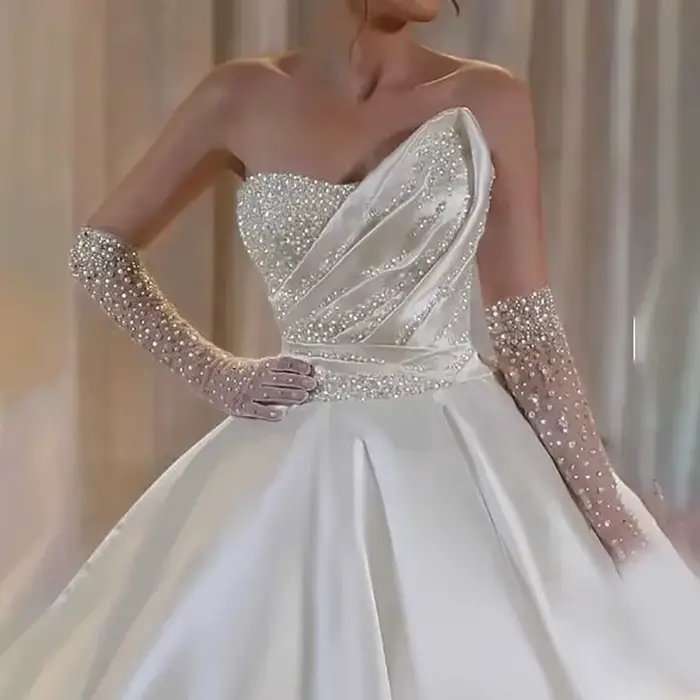 Robe de mariée personnalisée sans bretelles