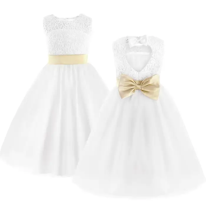 Robe d'été en dentelle blanche pour filles