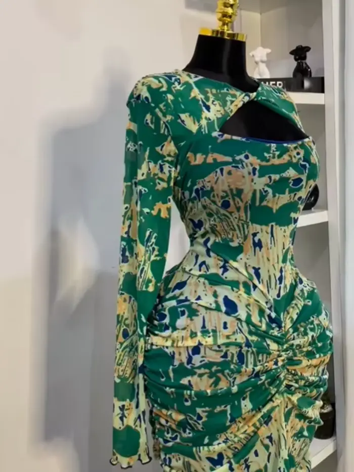 Automne 2025 femmes imprimé évider col en V manches longues moulante robe Maxi vacances Club fête nuit Sexy froncé