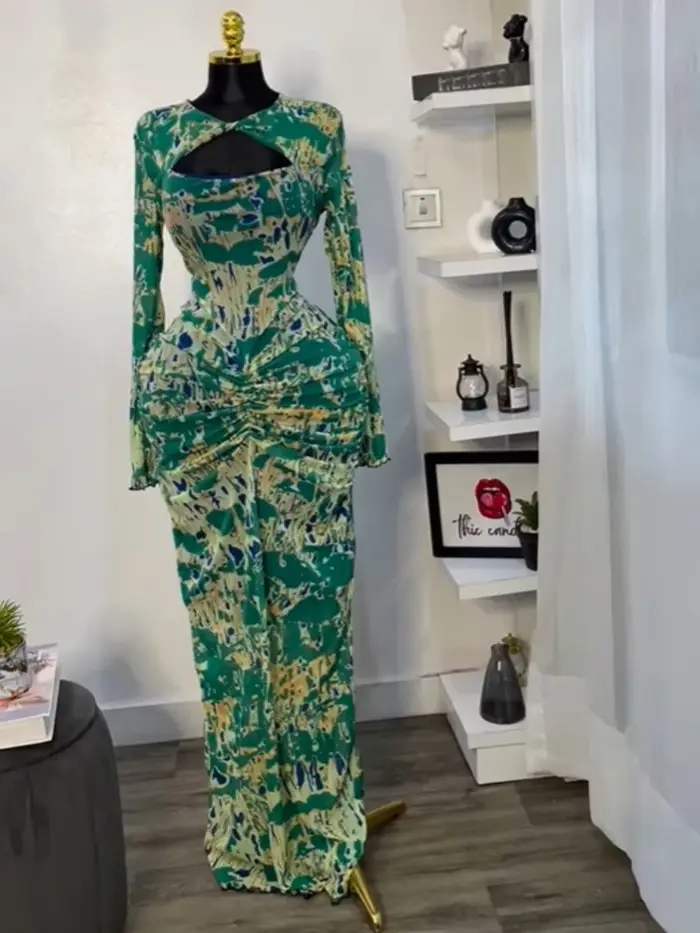 Automne 2025 femmes imprimé évider col en V manches longues moulante robe Maxi vacances Club fête nuit Sexy froncé