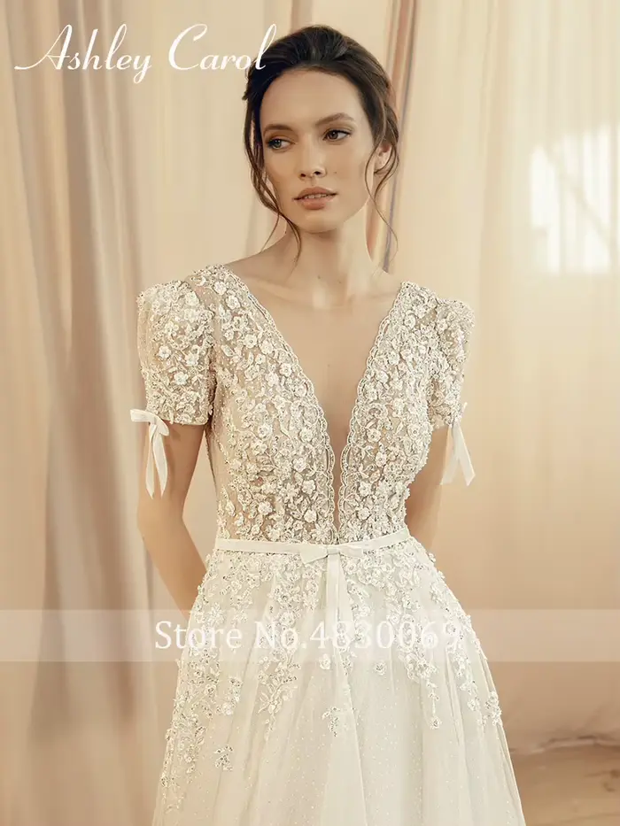 Ashley Carol-Robe de mariée A-Line avec col en V profond