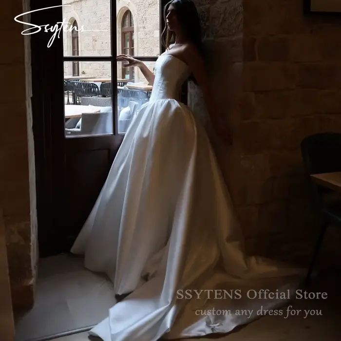 Robe de mariée princesse trapèze élégante SSYTENS sans bretelles blanche pour femmes occasions spéciales