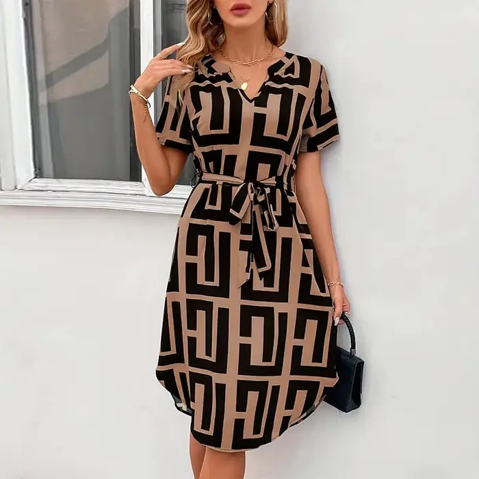 Robe courte imprimée ample pour femmes