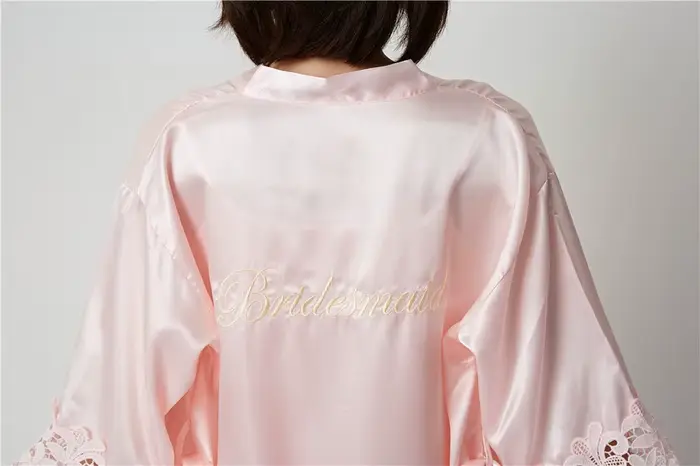 Robe de nuit en soie et polyester popeline pour femmes élégante et confortable pour les nuits d'été et les soirées chez soi