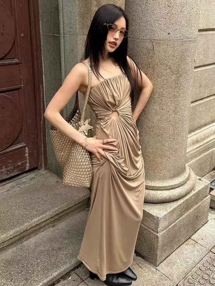 Robe longue sans bretelles