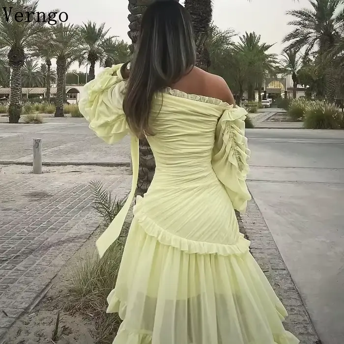 Robe de Soirée en Mousseline de Soie Jaune Verngo Épaule Nu, Manches Longues, Plissée, Occasions Formelles, Robe de Bal Personnalisée