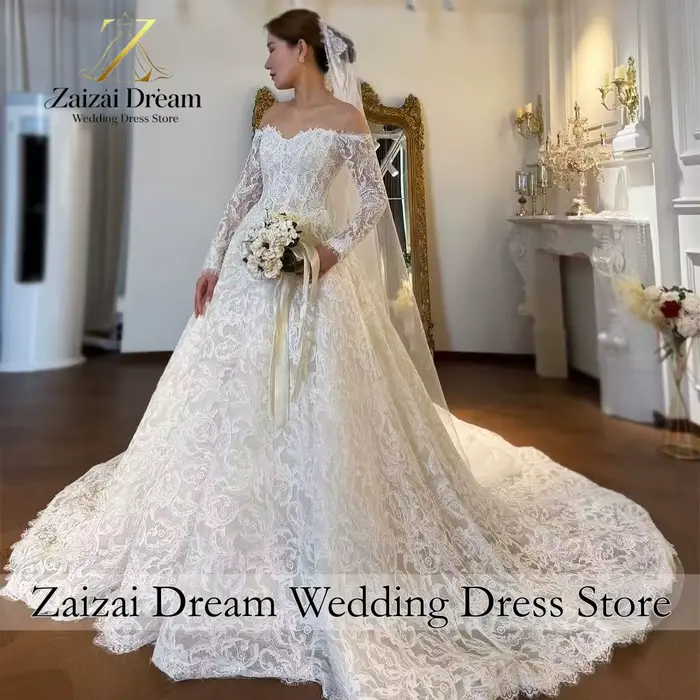 Robe de mariée élégante personnalisée à épaules dénudées en dentelle