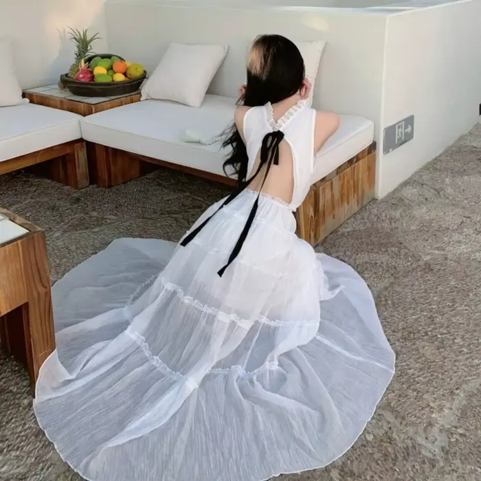 Robe longue d'été blanche élégante et sexy pour femme