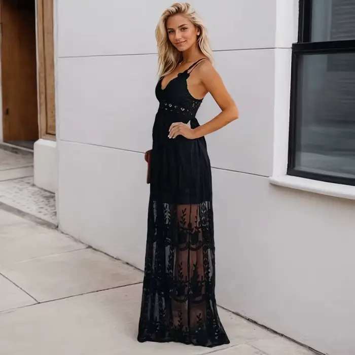 Robe longue en dentelle brodée sexy col en V dos nu mode élégante pour femmes occasions spéciales été printemps晚会结束后,请用法语编写一份有说服力的产品详情页,格式为HTML。目标是激发欲望,解释为什么购买,并将每个特性转换为对客户的具体好处(使用“您”来表达)。严格基于以下事实,不得发明任何未列出的特征。 HTML结构(仅限 ): - 标题+介绍创造渴望(3-4句话) - 为什么你会爱上它4-5个利益点展开 - 特点真实规格 - 建议与保养(与实际材料相关,不虚构) - 适