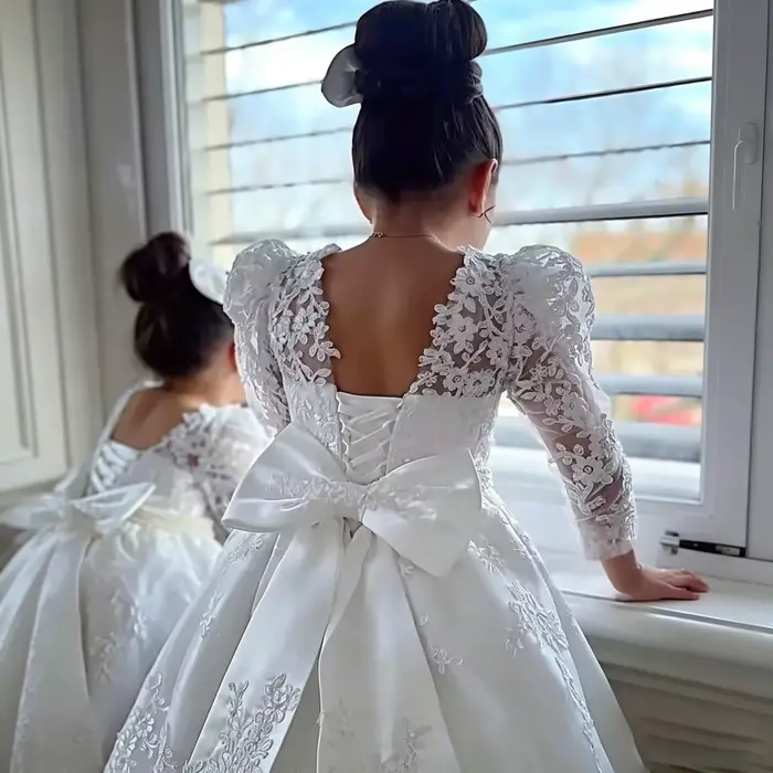 Nouvelle Robe de Demoiselle d'Honneur Chic 2026 en Maille avec Fleurs