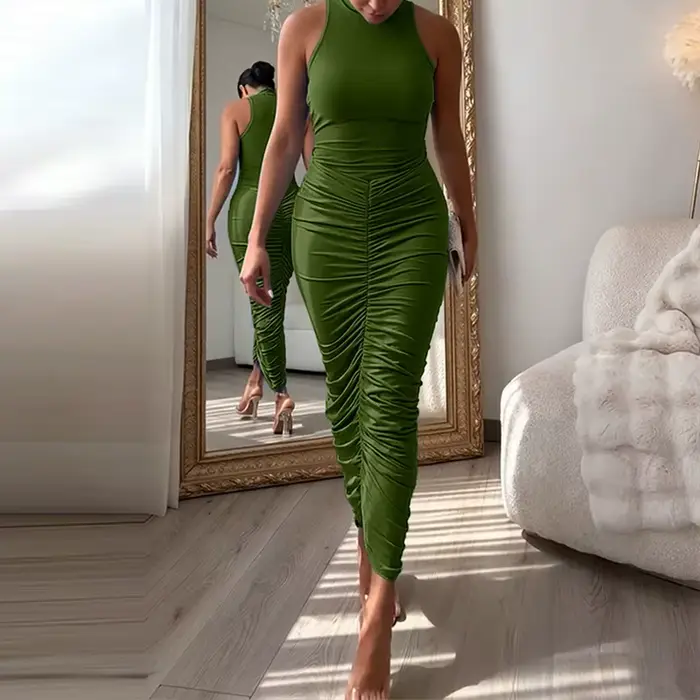 Robe longue élégante sans manches à col rond