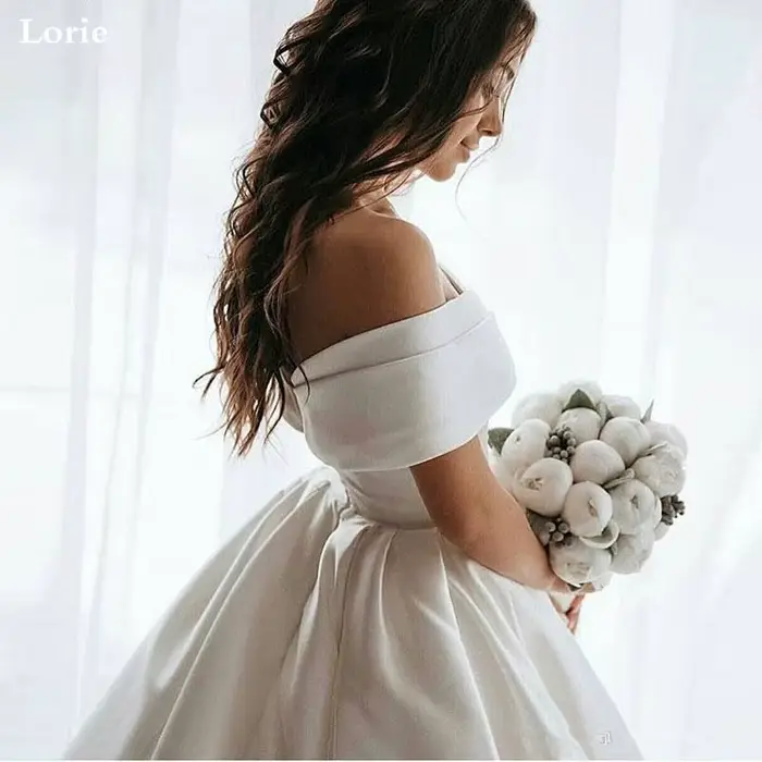 LORIE princesse robes de mariée Satin Vintage hors de l'épaule