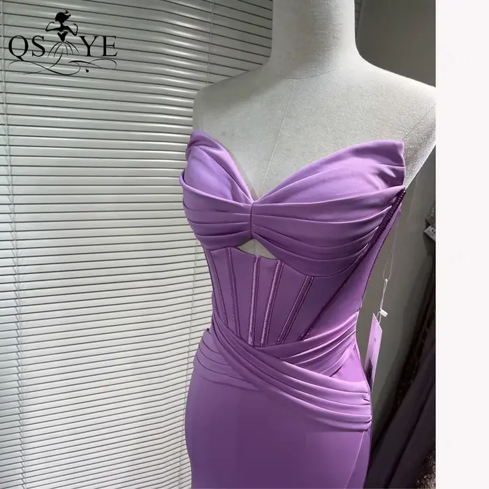 Robe de soirée longue rose vif en satin extensible avec corset baleiné