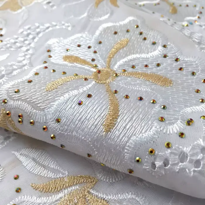 Robe de mariée en dentelle suisse et tissu de coton africain croix pour femmes occasions spéciales mariage robe de cérémonie élégante à offrir